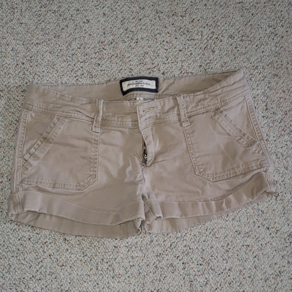 Size 6 Abercrombie & Fitch shorts